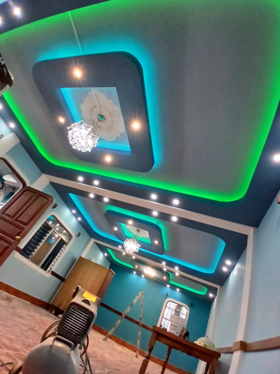 Instalación de cielo raso en comedor