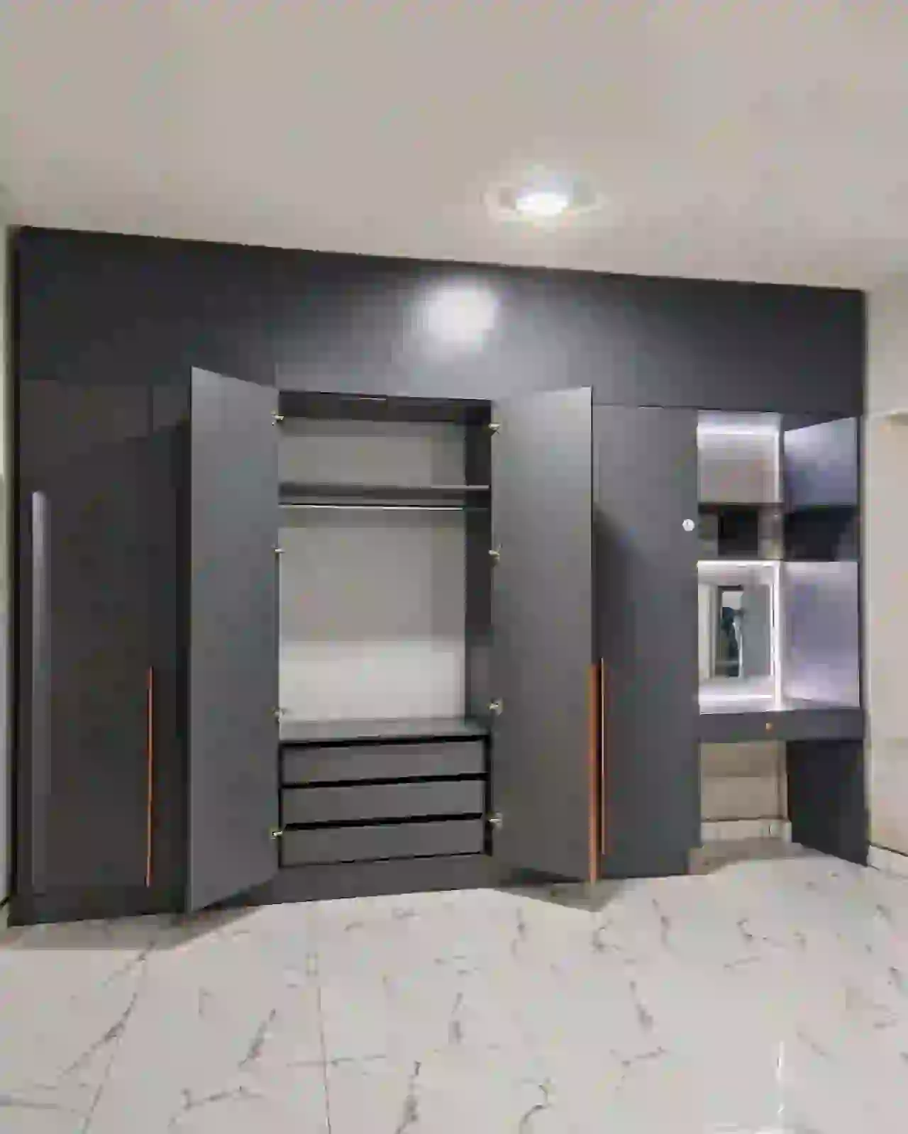 Closets modernos personalizados en Guatemala