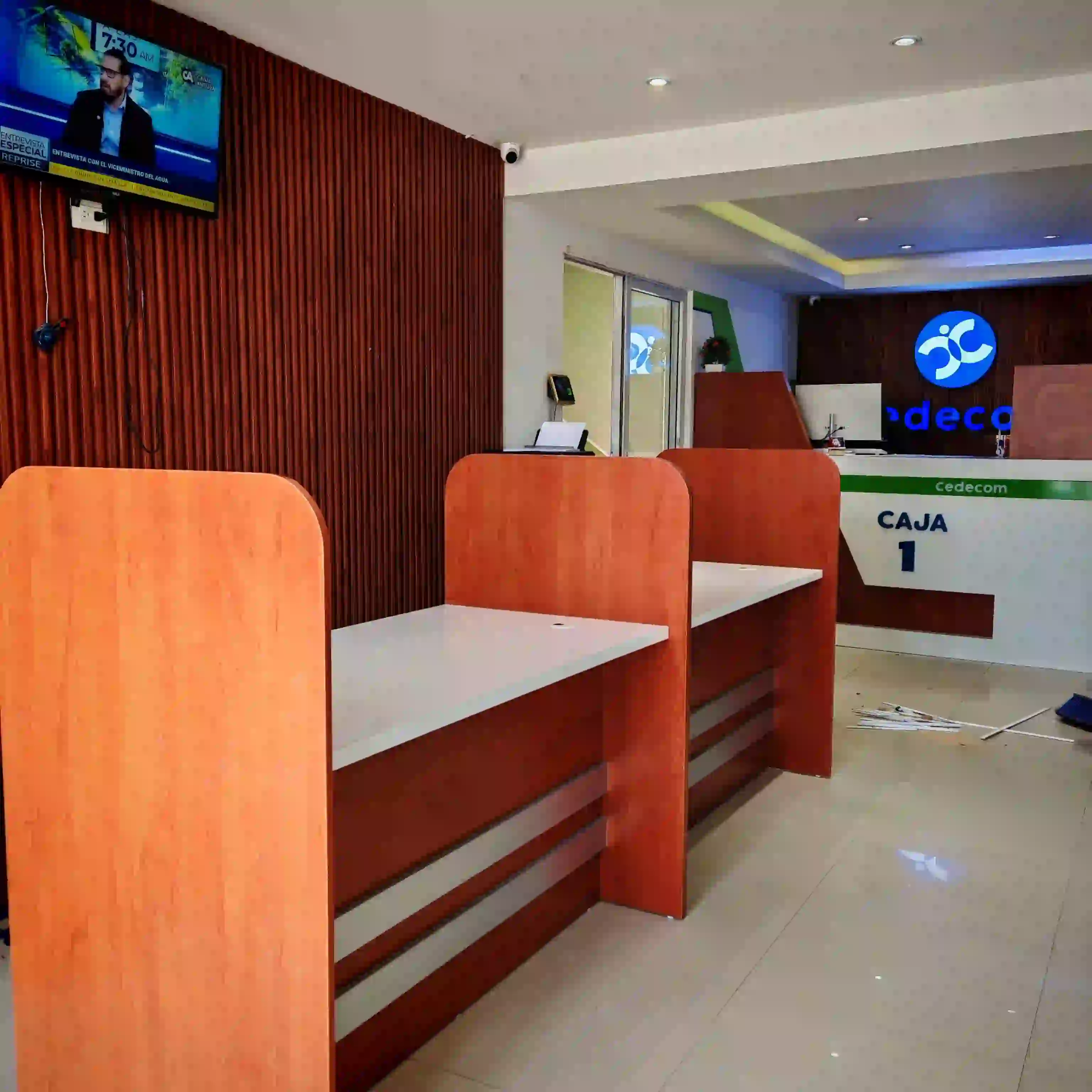 Muebles comerciales para locales 11