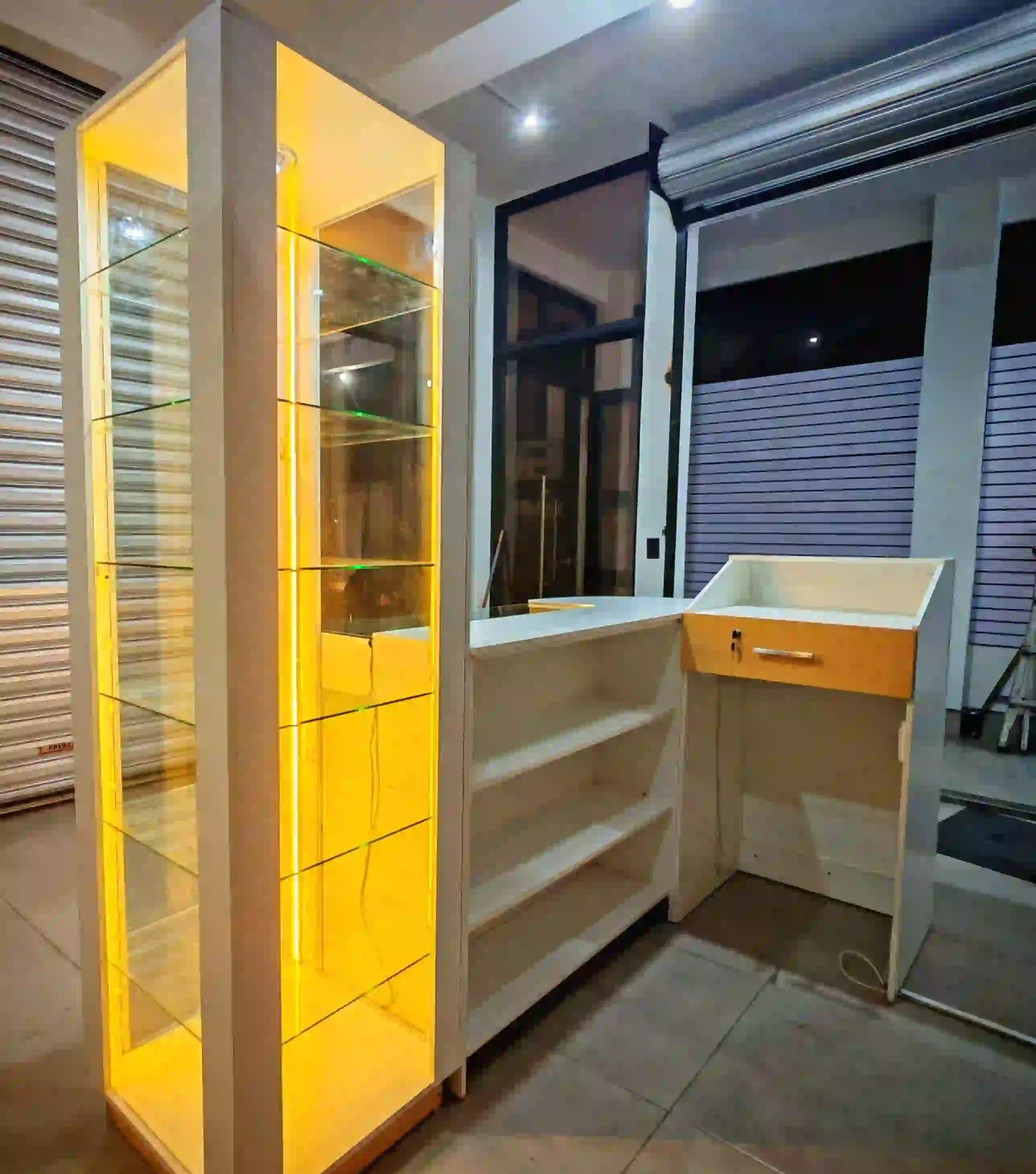 Muebles comerciales duraderos 13